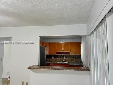 Building Photo - 8700 SW 32nd St