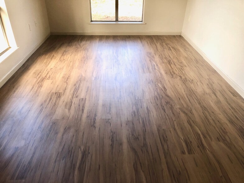 Building Photo - 45493 Sciara Ln