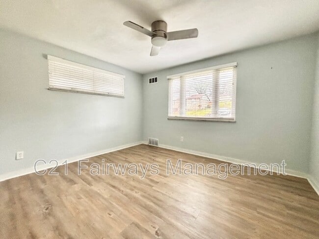 Building Photo - 12270 Adams Dr