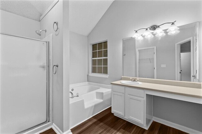 Building Photo - 498 Pecan Wood Cir