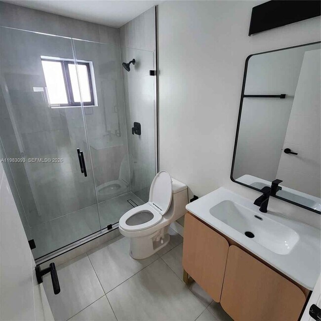 Building Photo - 1171 NW 66th St