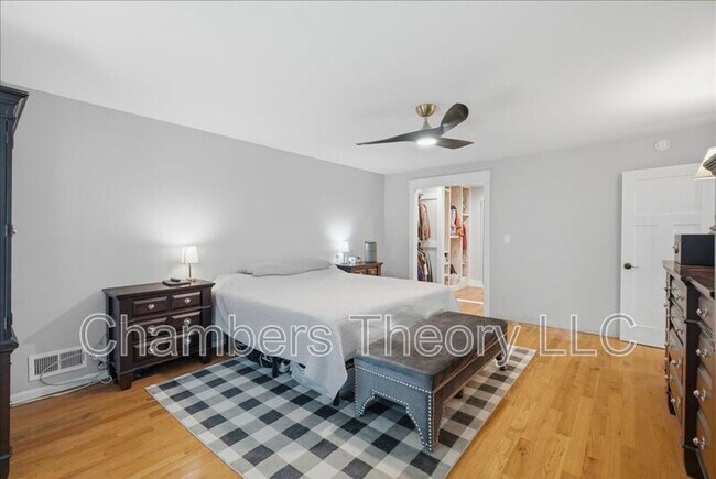 Building Photo - 14410 Otis Ct