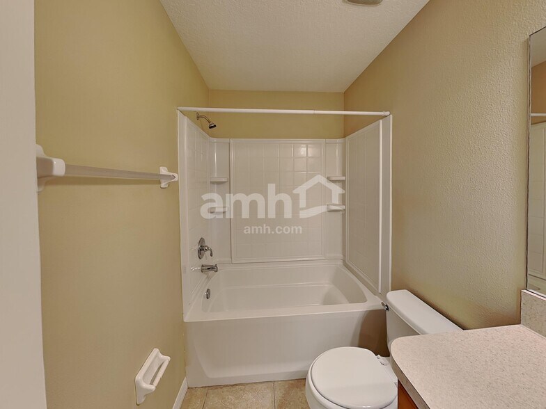 Building Photo - 15422 Peach Stone Pl