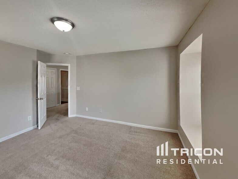 Building Photo - 3101 Cynthiana Ct