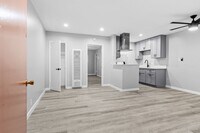 Building Photo - 1655 W Malvern Ave