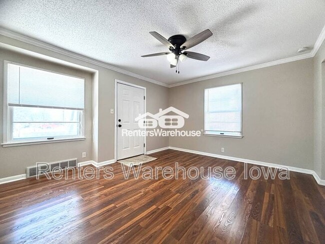 Building Photo - 1145 65th St