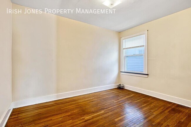 Building Photo - 20 Avery Ave