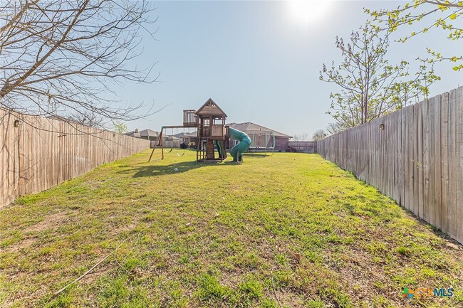 Building Photo - 4011 Salt Fork Dr