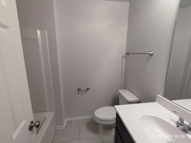 Building Photo - 2919 Slider Ct