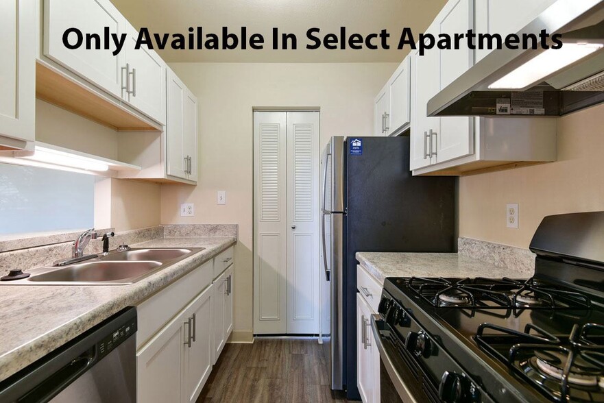 Building Photo - Old Monterey Apartments