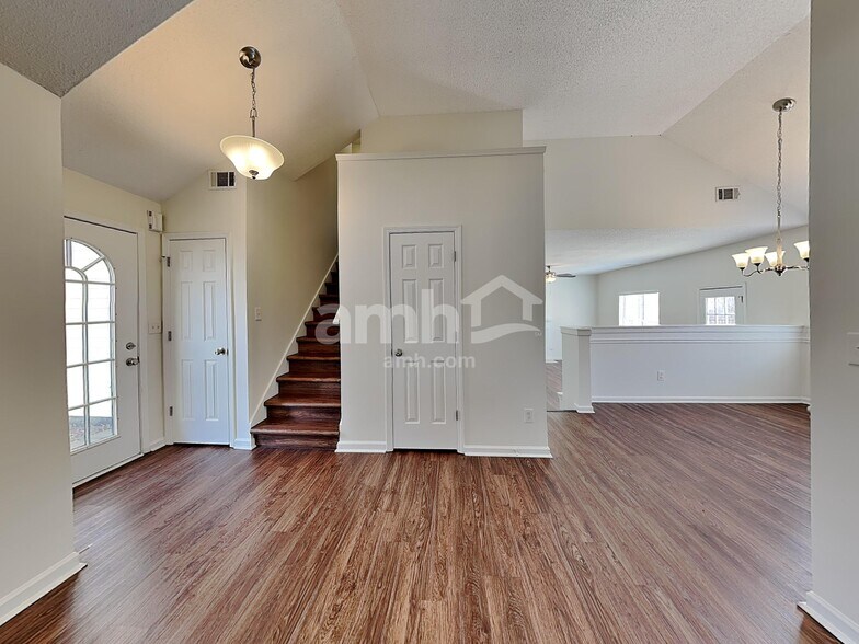 Building Photo - 4729 Score Ct