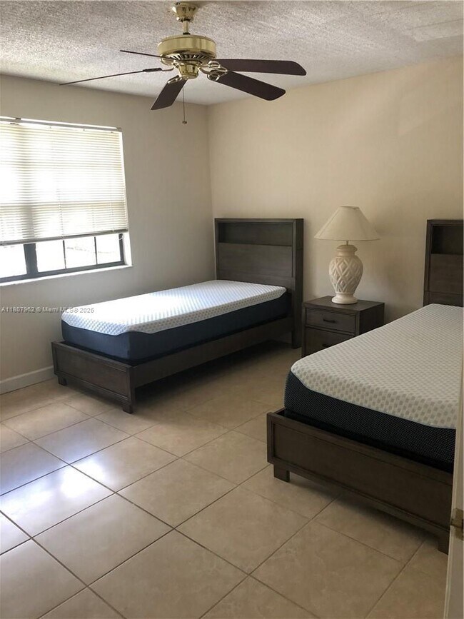 Building Photo - 6650 Montego Bay Blvd