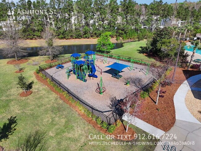 Building Photo - 33 Ashmont St