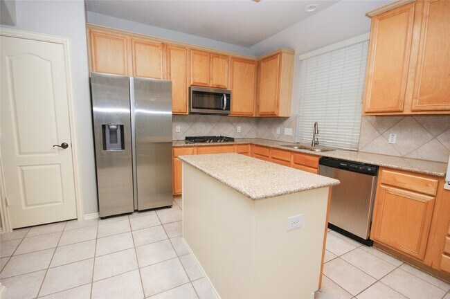 Building Photo - 2516 Royal Terns Ct