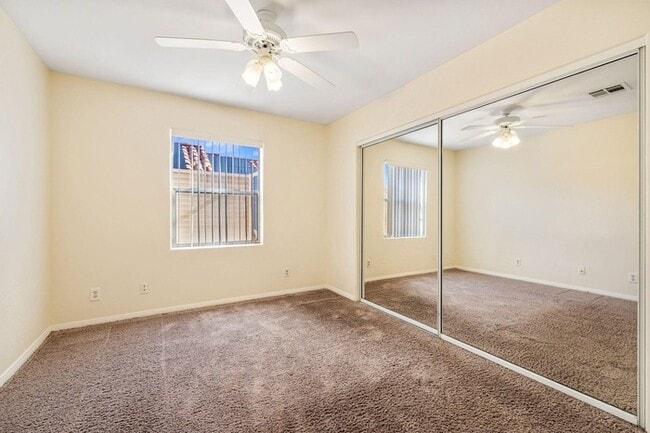 Building Photo - Spacious 4BR Home with Main-Level Primary Suite & No HOA!