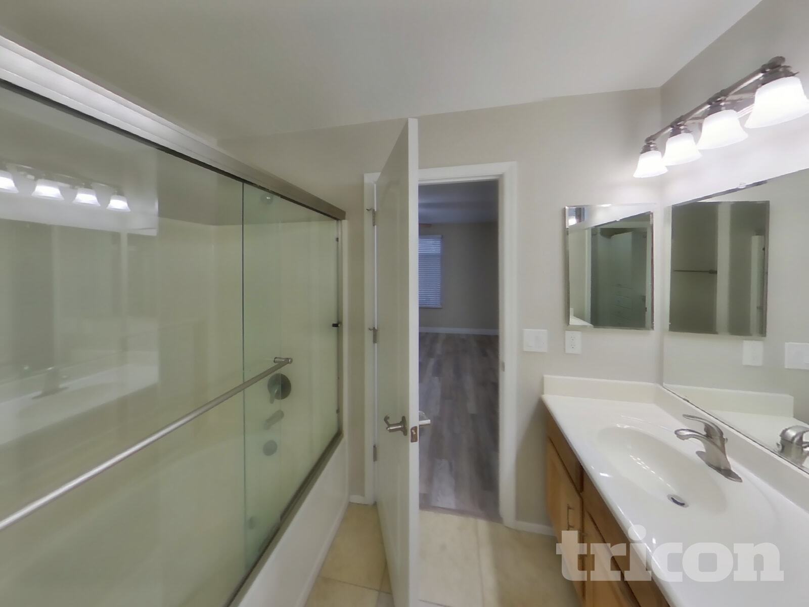 Building Photo - 10733 W Taft St