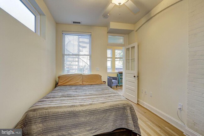 Building Photo - 4114 New Hampshire Ave NW