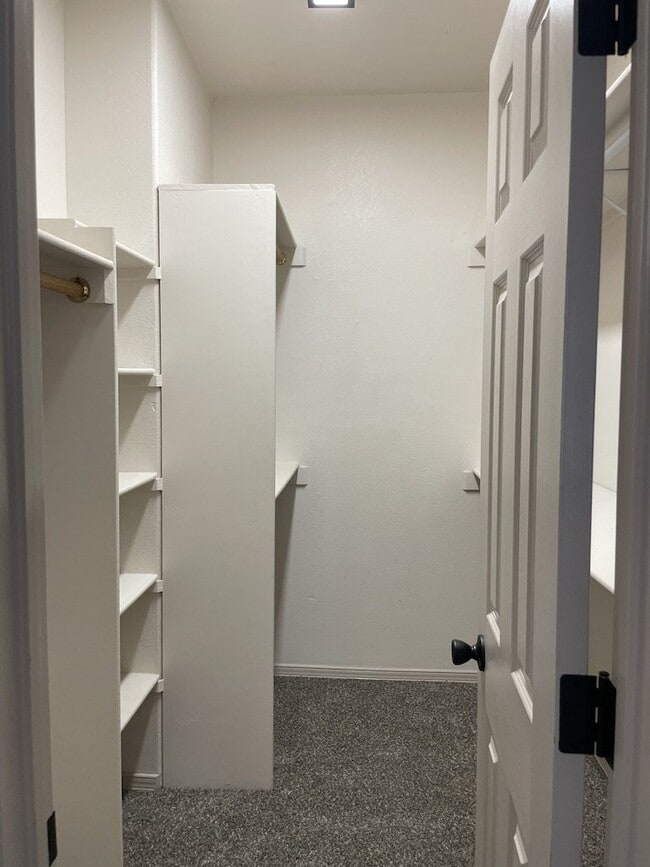 Building Photo - 12325 Tierra Arena Dr