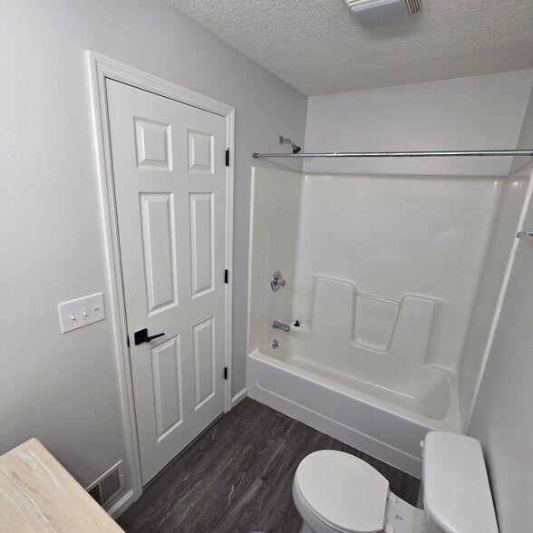 Building Photo - 94 Guideboard Rd