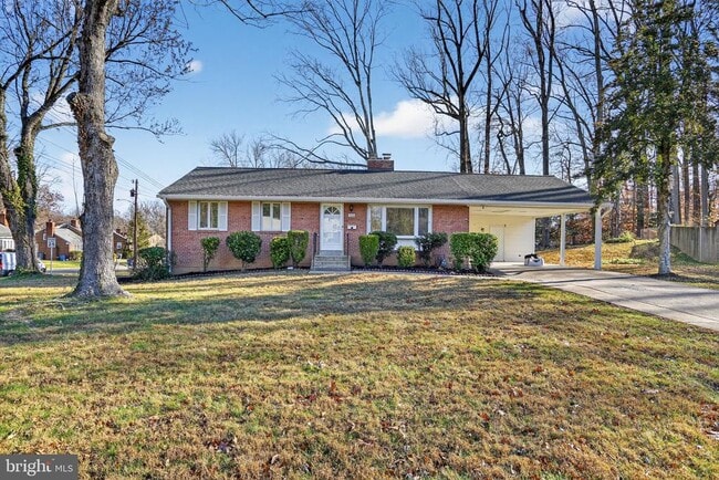 Building Photo - 5500 Ferndale St