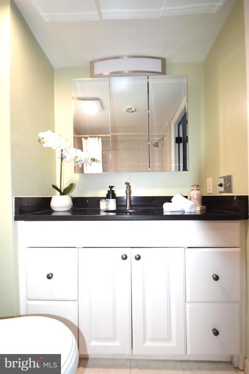 Building Photo - 1245 13th St NW