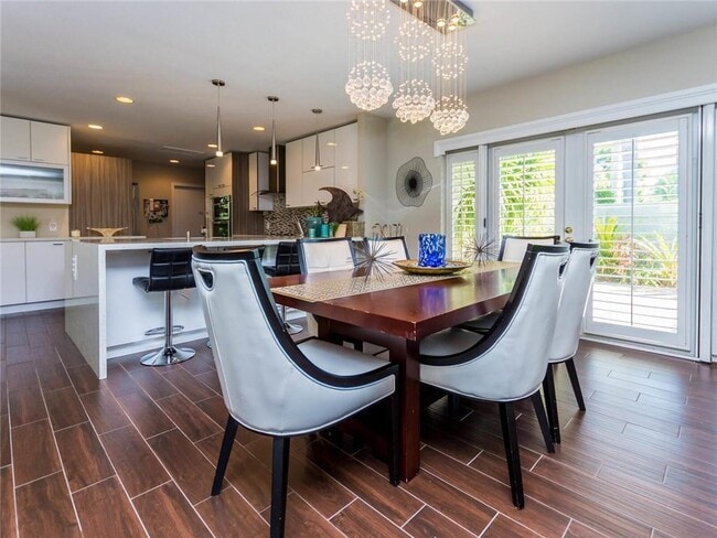 Building Photo - 2319 NE 16th Ave