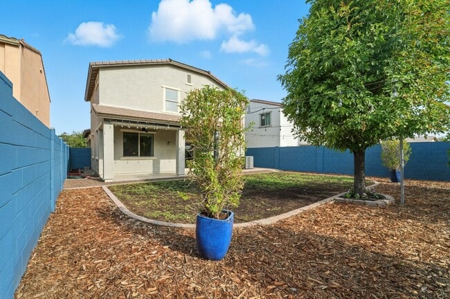 Building Photo - Charming Marley Park Home with Gorgeous Cu...