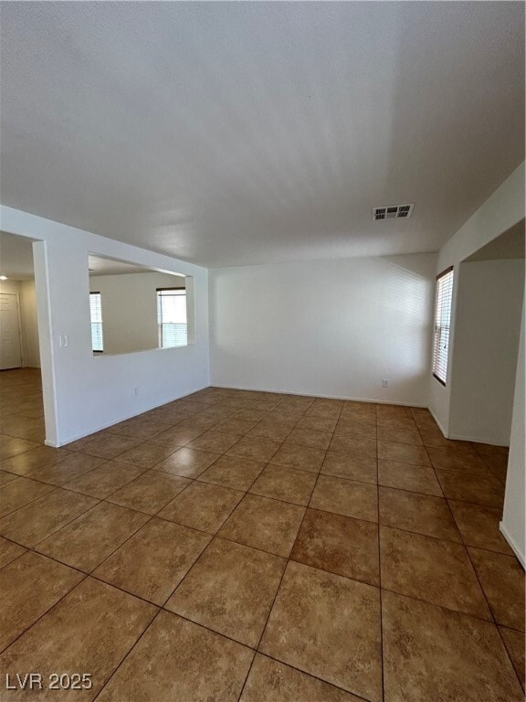 Building Photo - 6581 Sunset Pines St