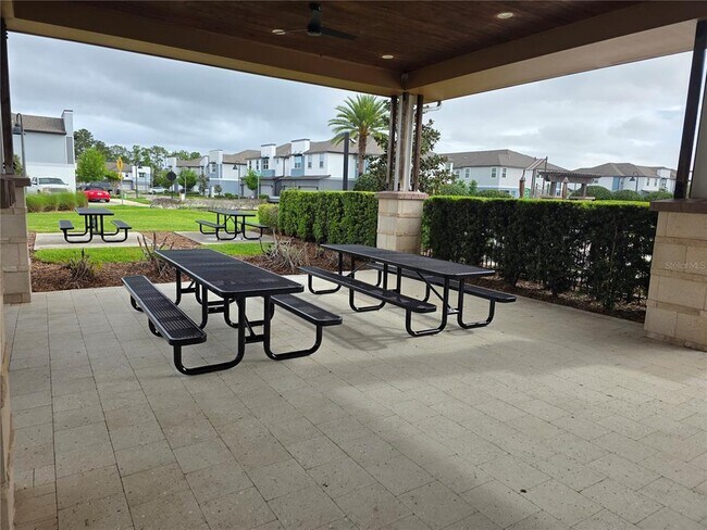 Building Photo - 2372 Shadowland Lp