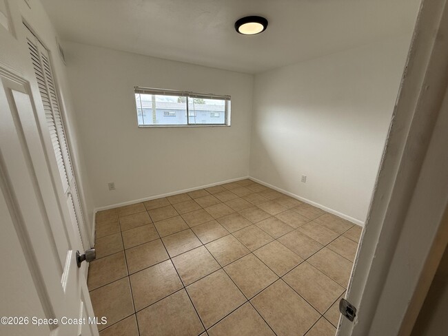 Building Photo - 180 Minna Ln