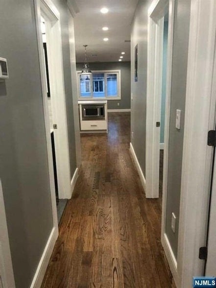 Building Photo - 143 Market St