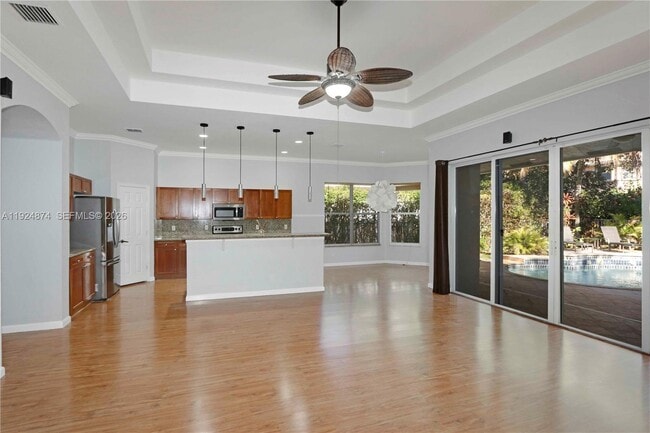 Building Photo - 1923 Harbor View Cir