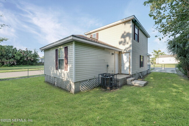 Building Photo - 788 Spearing St