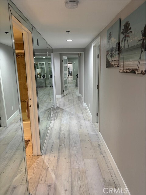 Building Photo - 1230 E Ocean Blvd