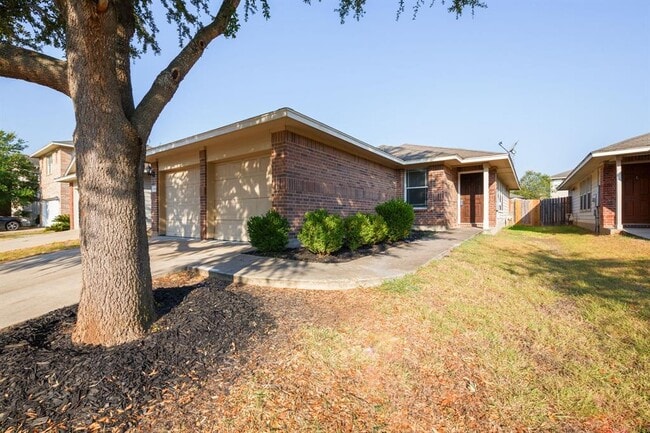 Building Photo - 3300 Etheredge Dr