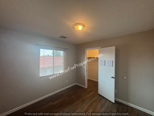 Building Photo - 8938 E Sugar Sumac St