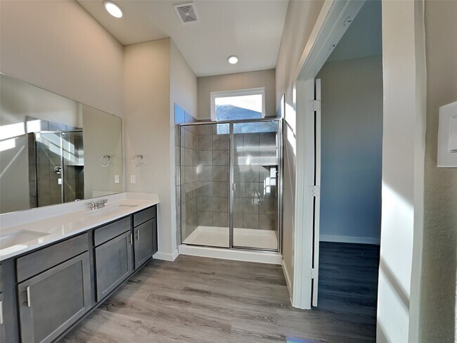 Building Photo - 2403 Cohorn Trl