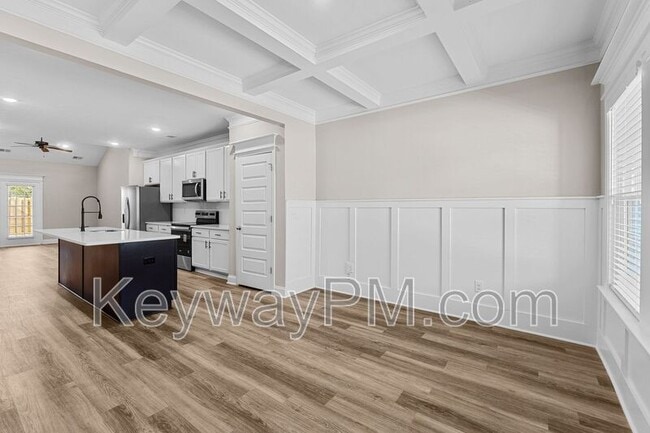 Building Photo - 2051 Denmark Ave SE