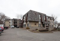 Building Photo - Xerxes Manor