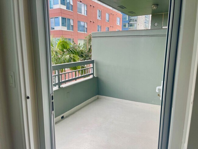 Building Photo - Live in the Heart of Little Italy at La Vita — 1 Bed / 1 Bath Condo with Parking, Laundry & Resor...