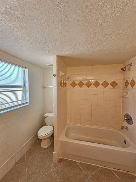 Building Photo - 1365 Drew St