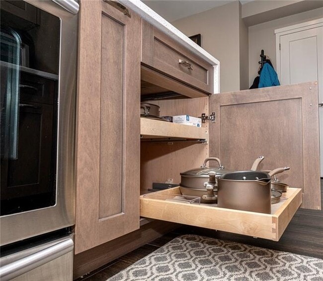 Building Photo - 320 Fort Duquesne Blvd