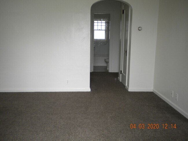 Building Photo - OWN831