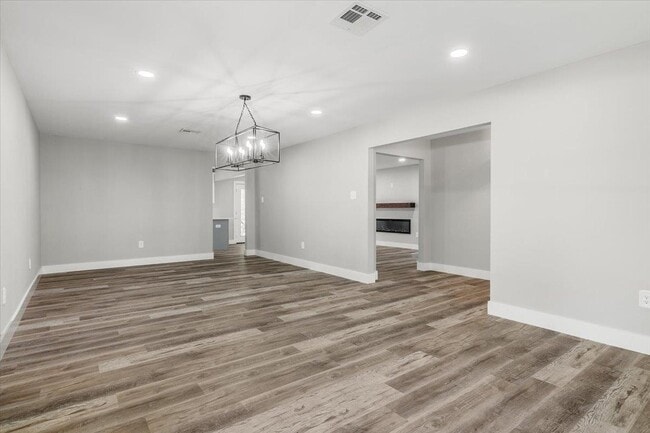 Building Photo - 4615 Barton Ln