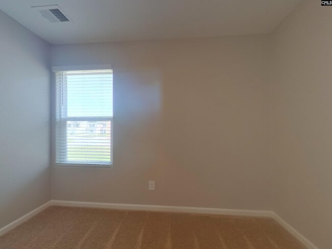 Building Photo - 312 Sundew Rd