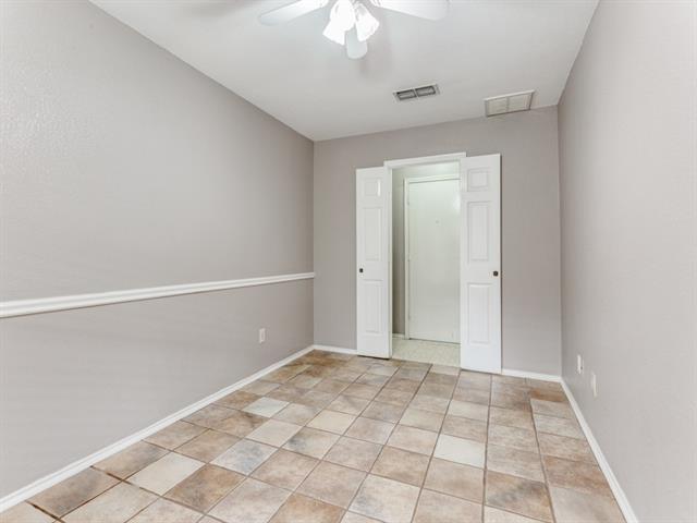 Building Photo - 1750 Cimarron Trail