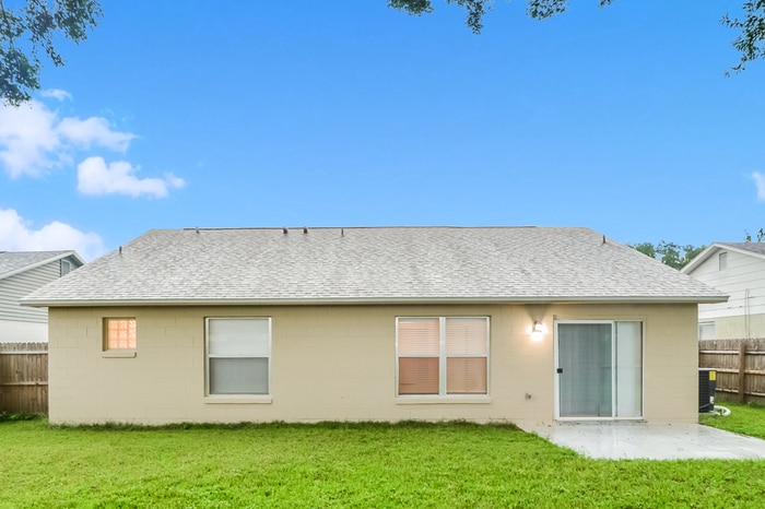 Building Photo - 2645 Talladega Dr