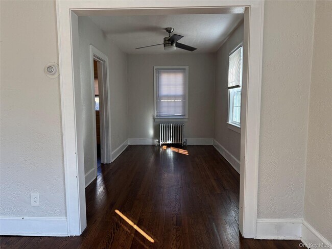 Building Photo - 48 Gordon Ave