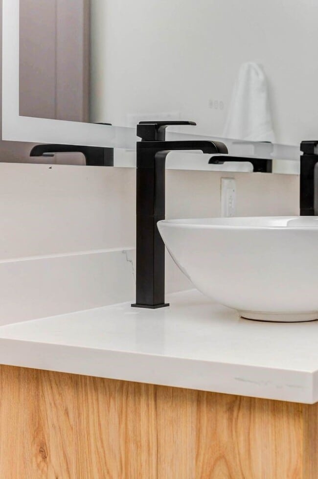 Building Photo - 4805 Paula St