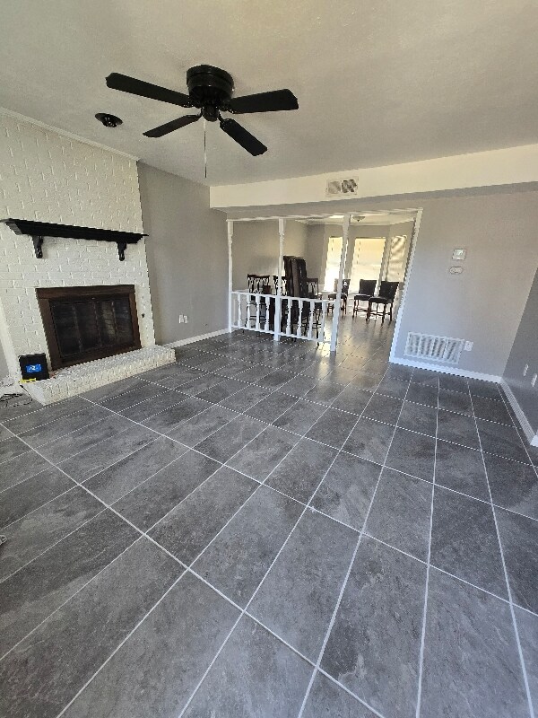 Building Photo - 2201 Jamestown Way